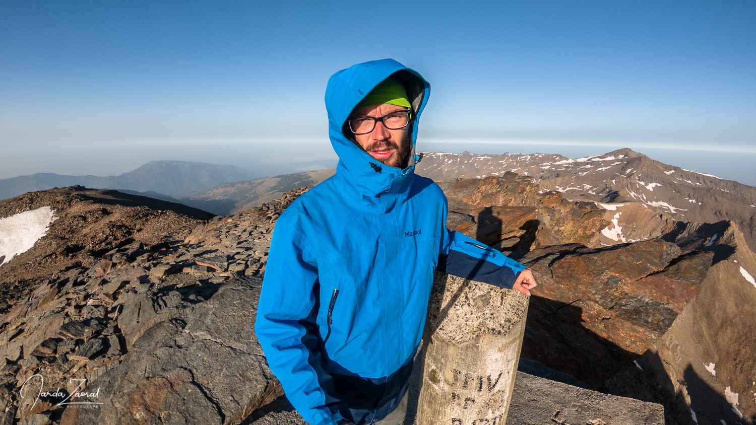 Frozen climber taking a selfie at Mulhacén mountain