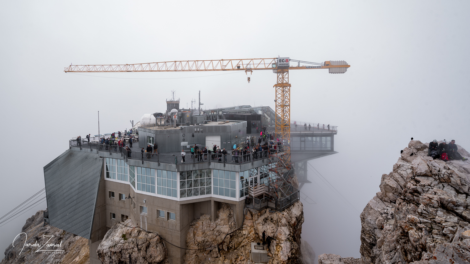  View over the end station of the cable car from the top of Zugspitze 