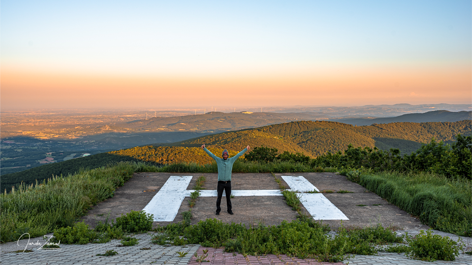 Heliport at Mahya Daği  with a view