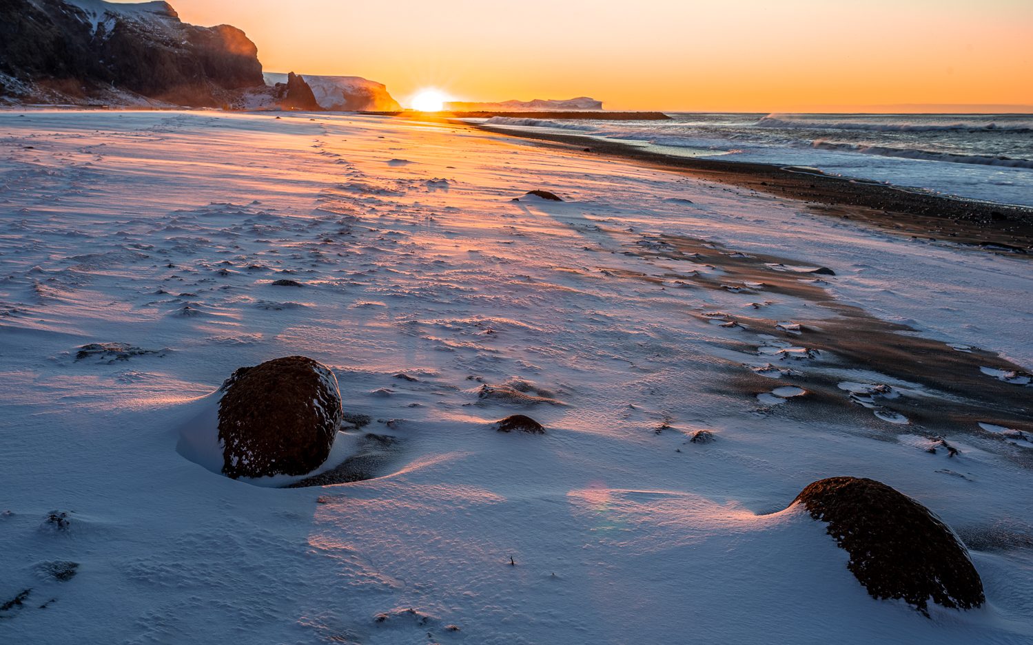 Sunrise at Vík black sand beach