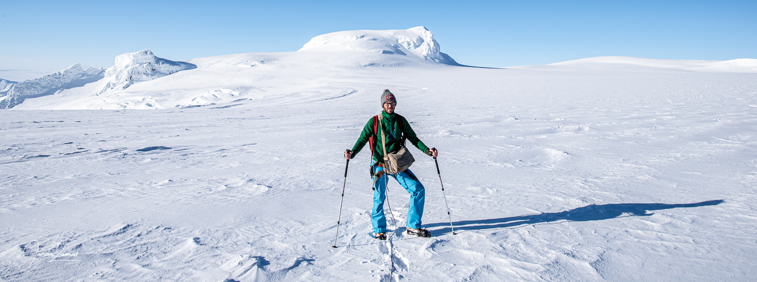 The large plateau under summit with glacier under Hvannadalshnúkur