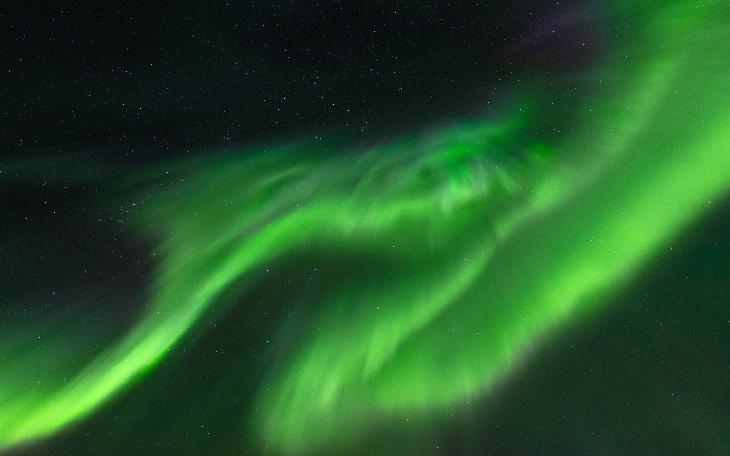 Strong northern lights in Sweden