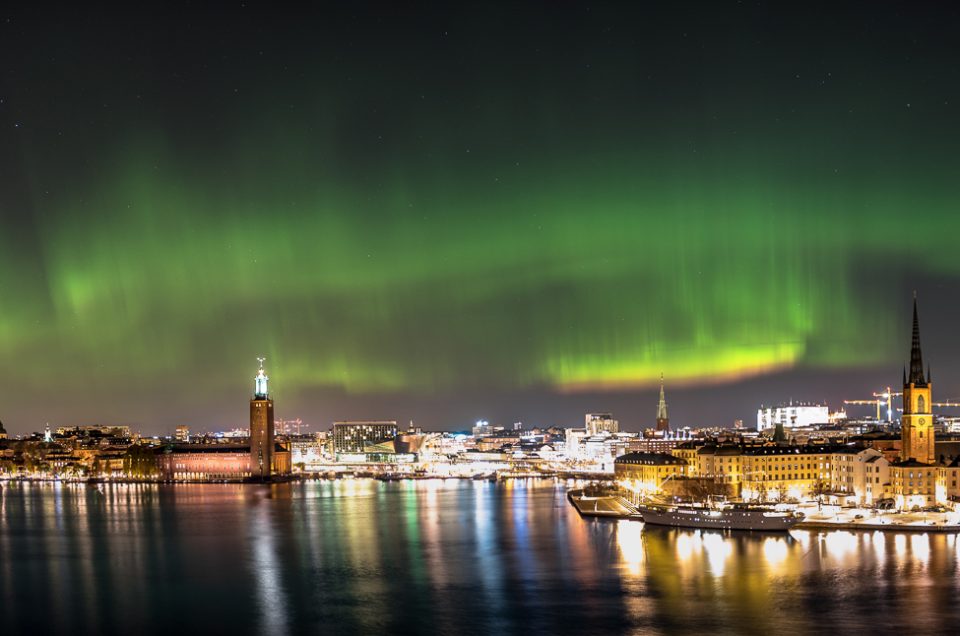 Strong northern lights in Stockholm