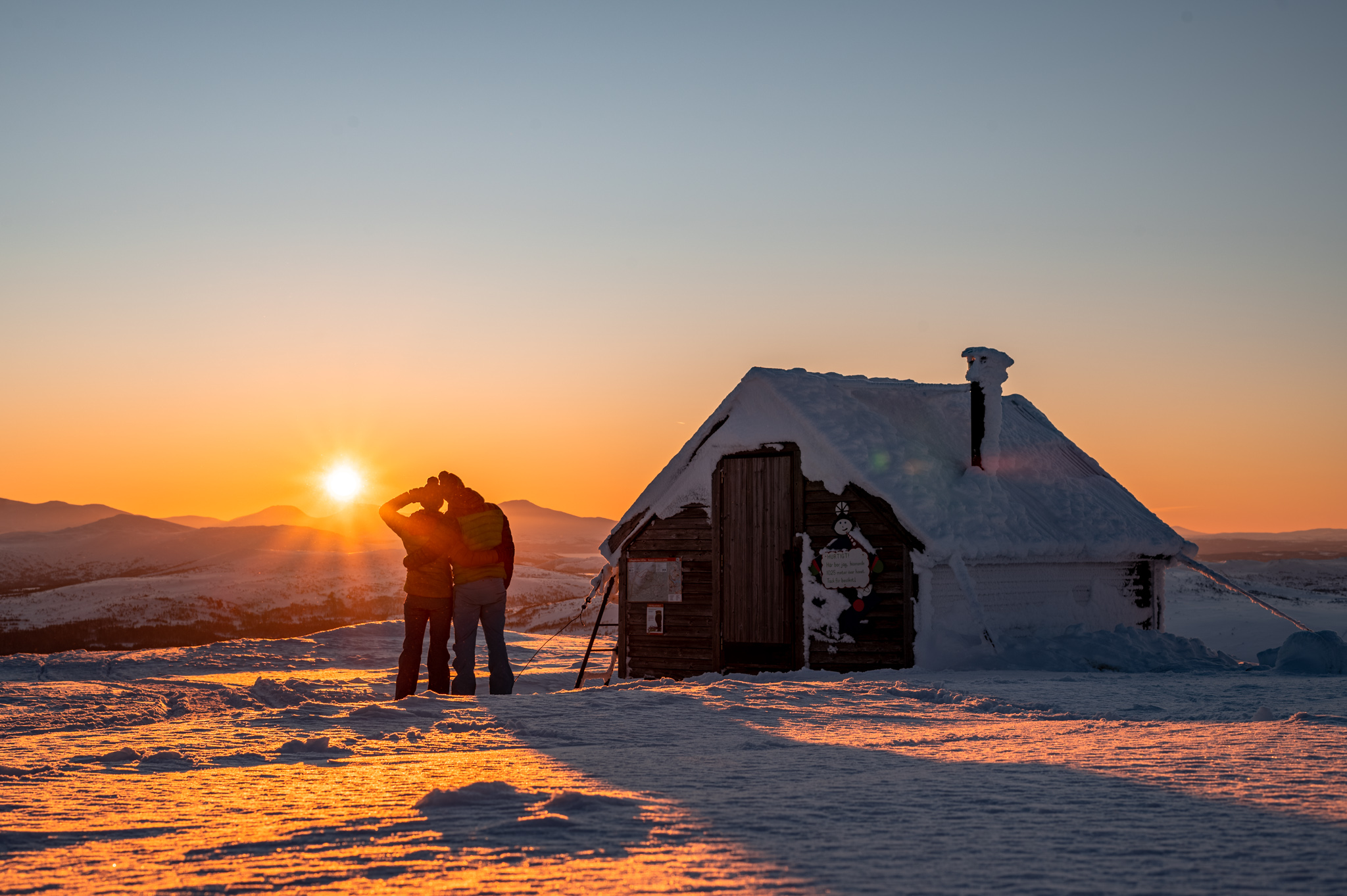 What a sunset seen from the small hut at Välliste top 
