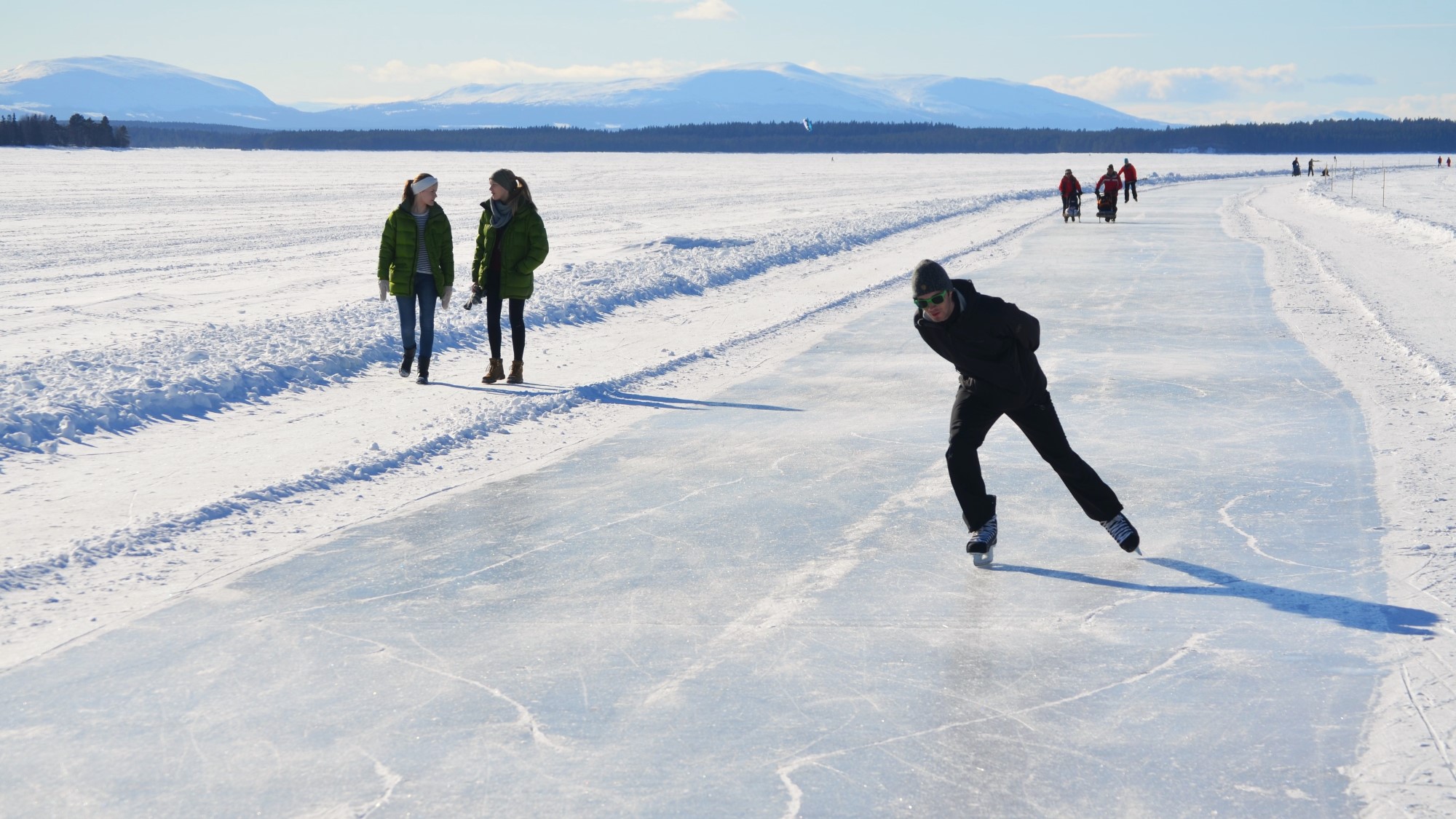 Skating on Storsjön nearby Östersund