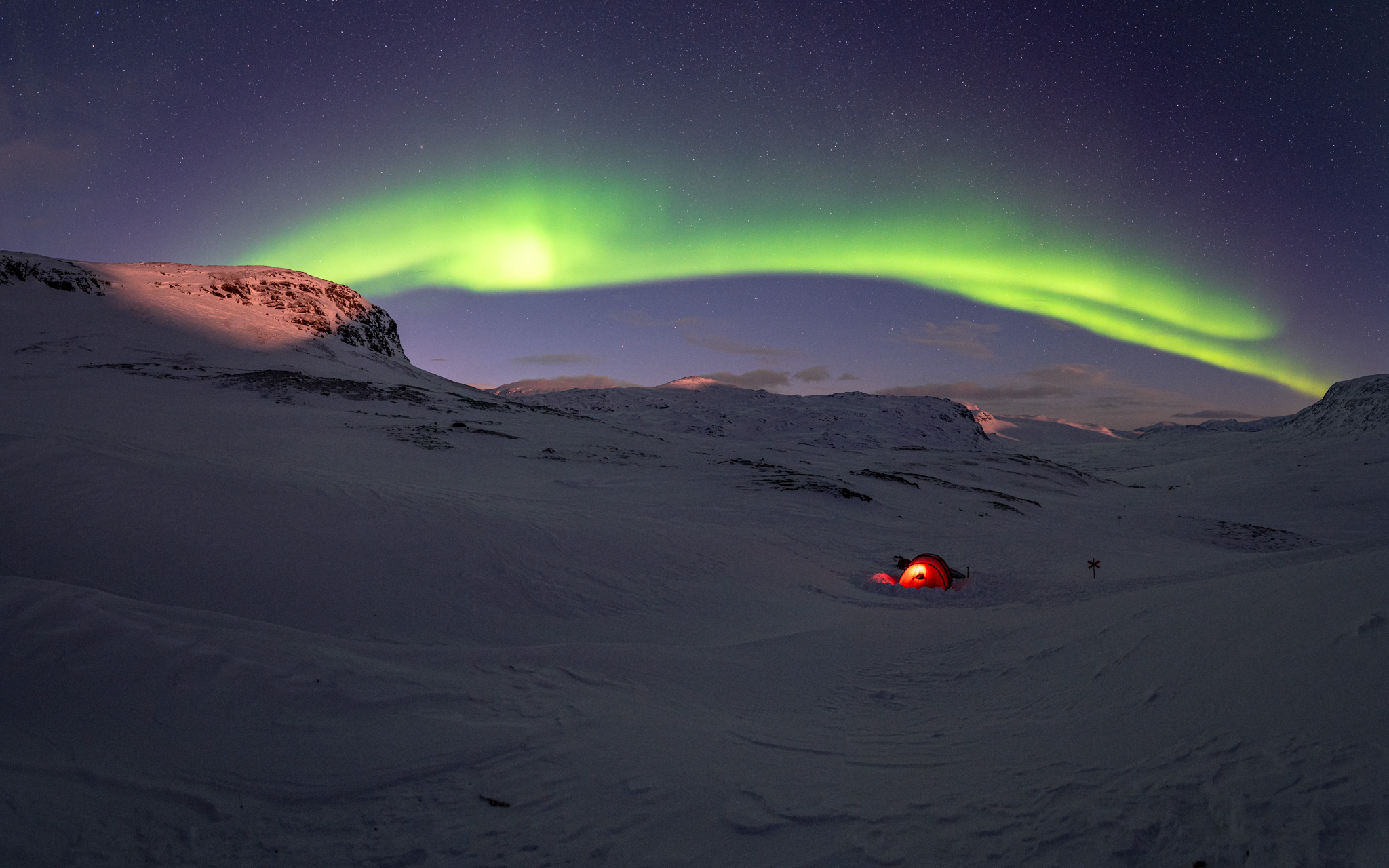 Northern lights in the north of Sweden at fascinating Kungsleden trail